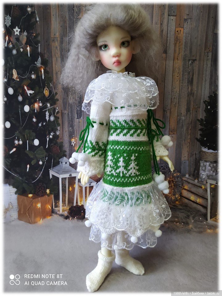 С наступающими праздниками! Мики от Kaye Wiggs