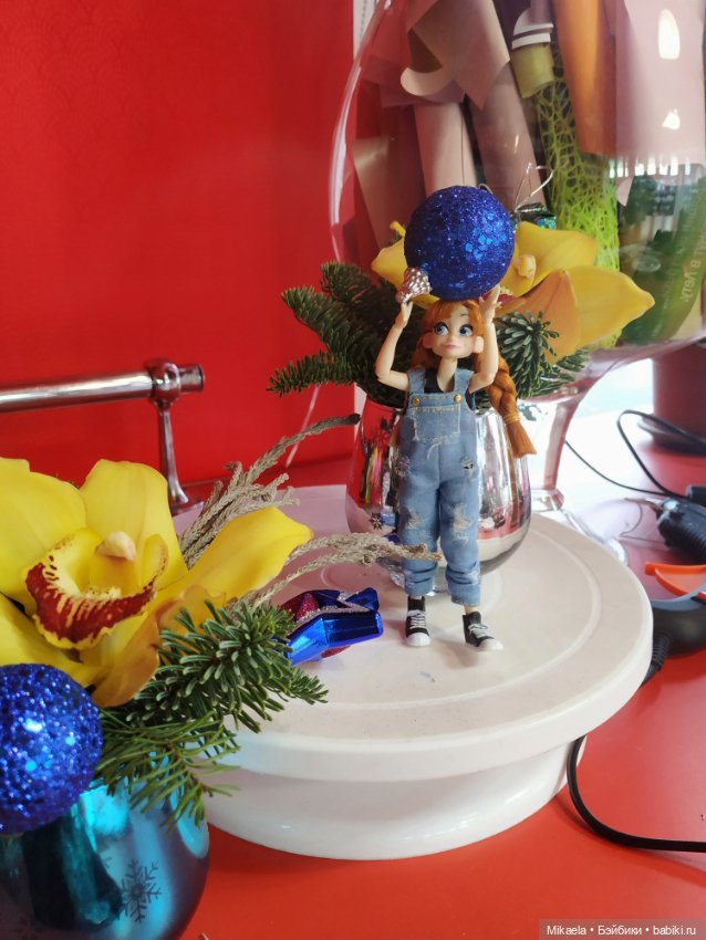 Он приближается — Новый год и Рождество: праздничные фото кукол (фото 2)