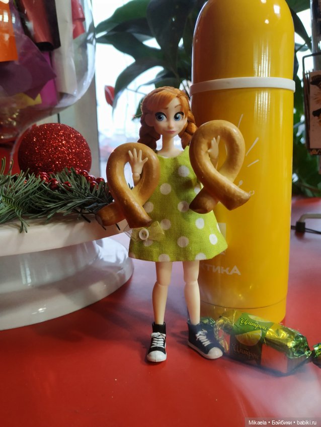 Он приближается — Новый год и Рождество: праздничные фото кукол