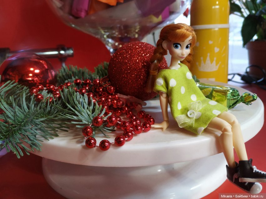 Он приближается — Новый год и Рождество: праздничные фото кукол
