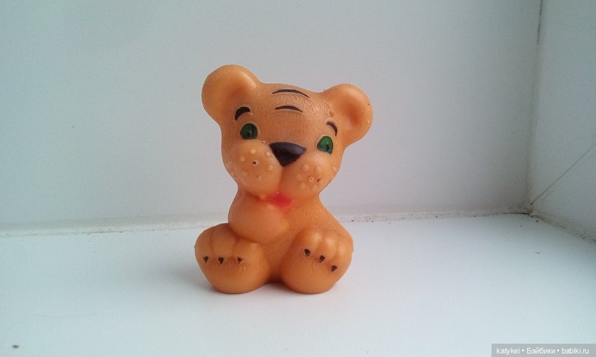 Дезил поздравляет всех с Новым годом