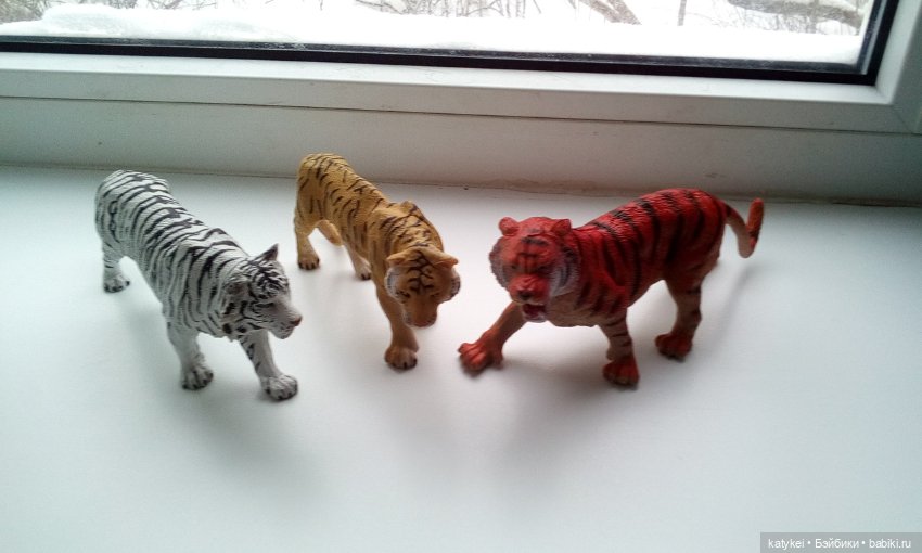 Дезил поздравляет всех с Новым годом