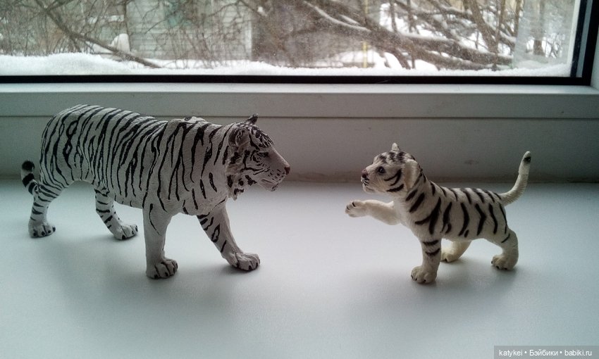 Дезил поздравляет всех с Новым годом