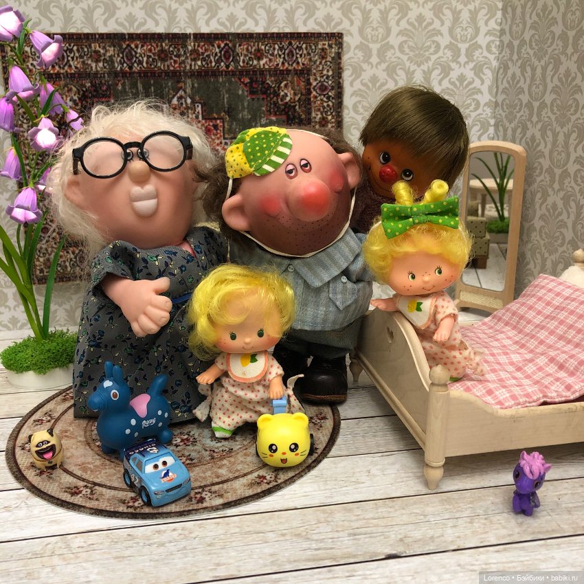 С Наступающим — Винтажные куклы ГДР (Немки): Бигги