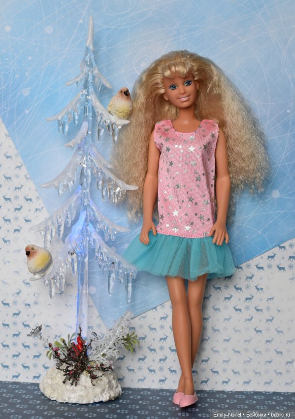 Майли - девушка с пышными волосами (фото 3)