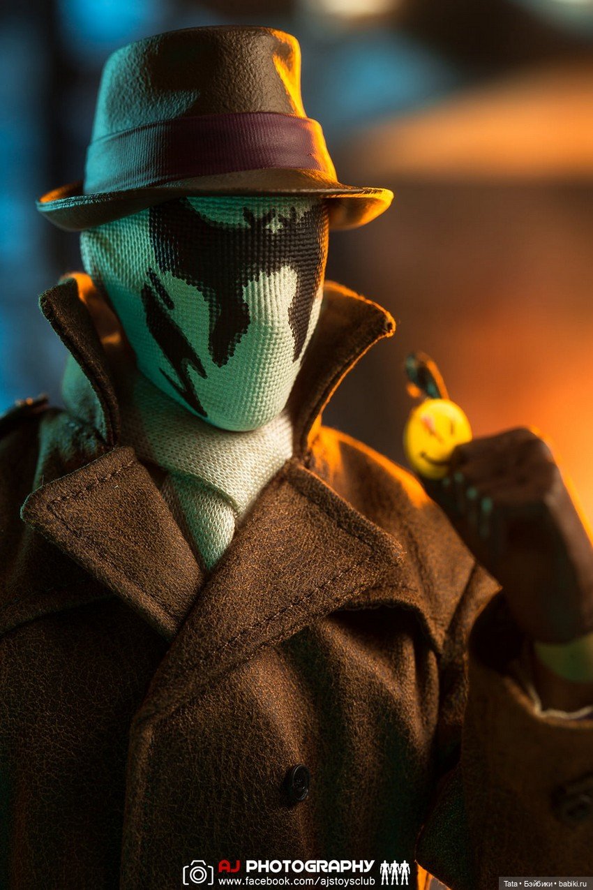 Фигурка Роршах в масштабе 1/6 от Soosootoys по фильму "Хранители" (фото 3)