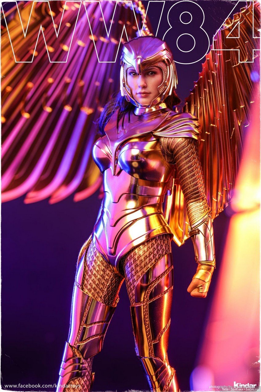 В Гонконге состоялся релиз фигурки Чудо Женщины в золотой броне от Hot Toys (фото 2)