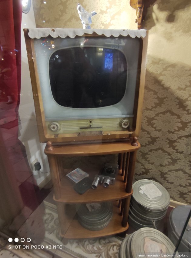 Зайчата, Стеша и Марфа в Гуме