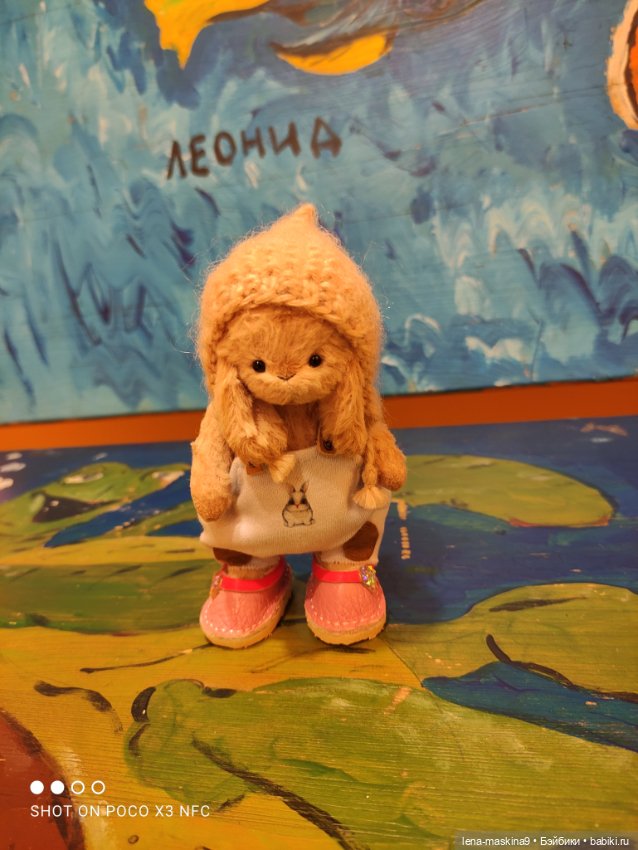 Зайчата, Стеша и Марфа в детском Гуме