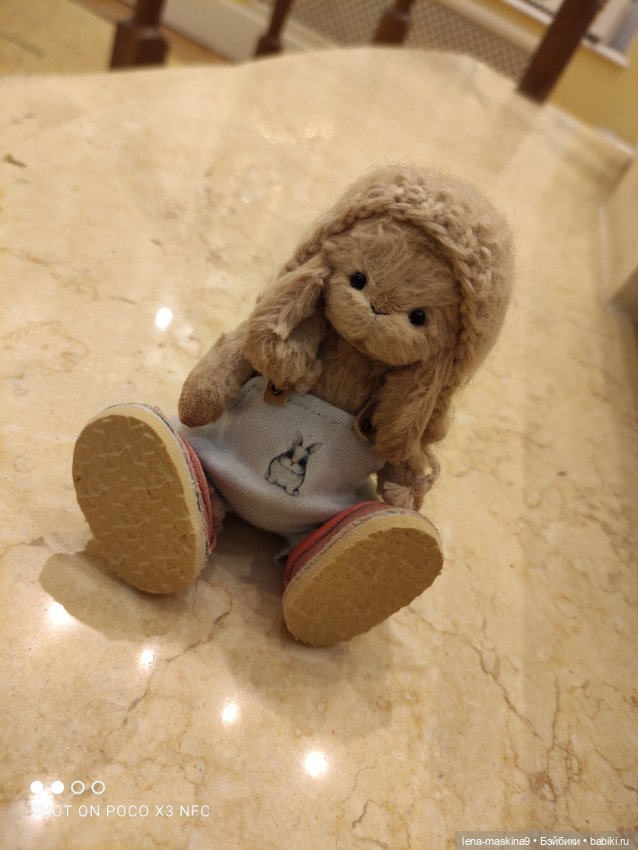 Зайчата, Стеша и Марфа в детском Гуме