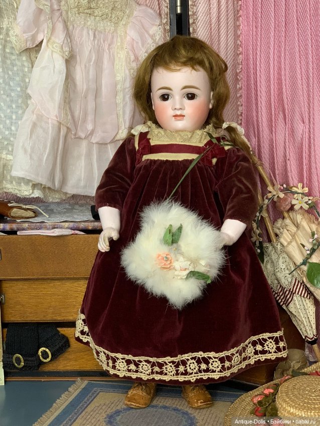 Красавица Kestner 8 с шикарным приданным