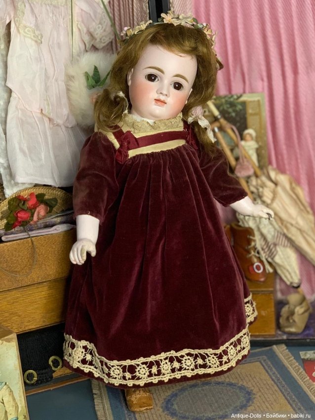 Красавица Kestner 8 с шикарным приданным (фото 2)