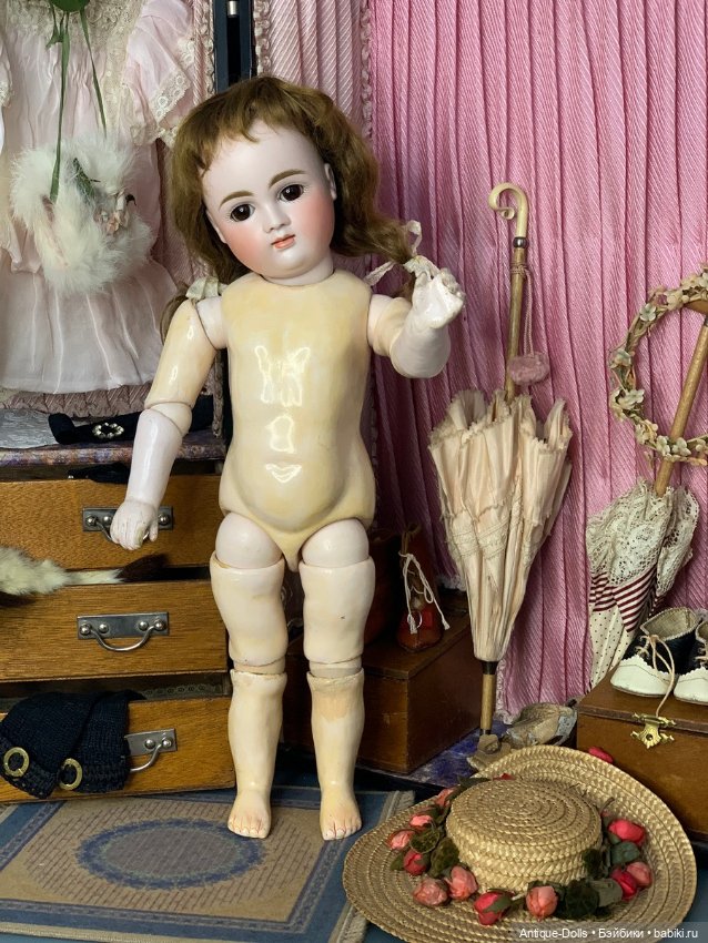 Красавица Kestner 8 с шикарным приданным