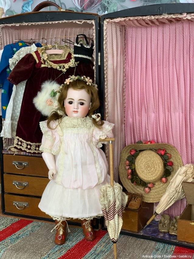 Красавица Kestner 8 с шикарным приданным