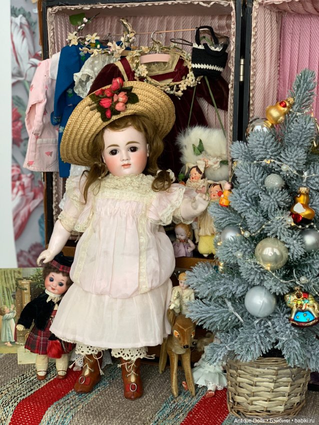 Красавица Kestner 8 с шикарным приданным