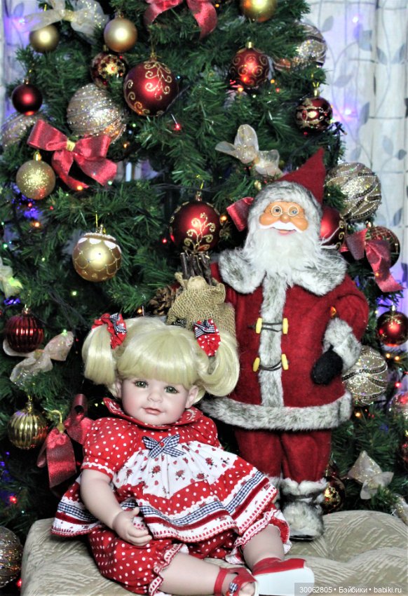 Адорочки возле елочки — Куклы Adora (Адора): коллекционные виниловые