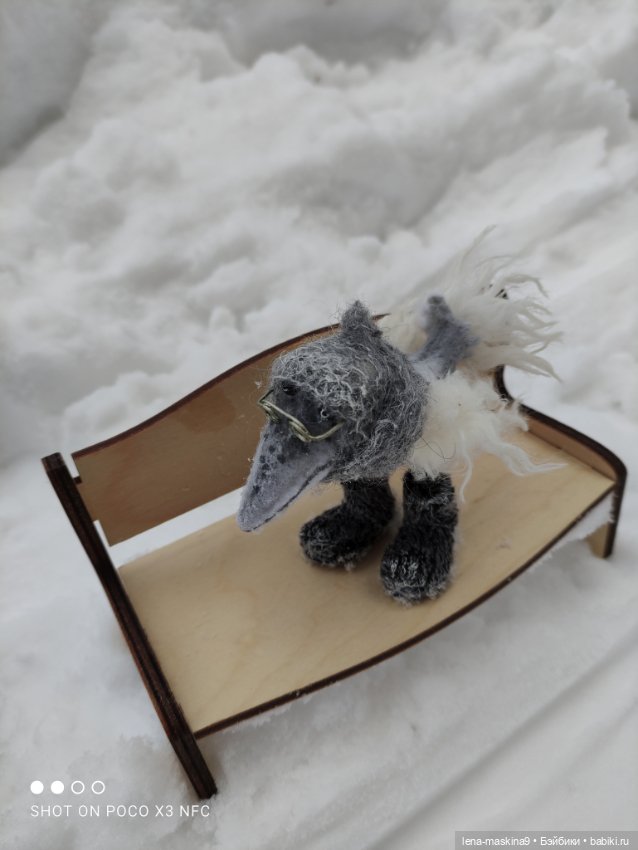 Лес, вороны Клара, Клавдия и их бабушка Евдокия