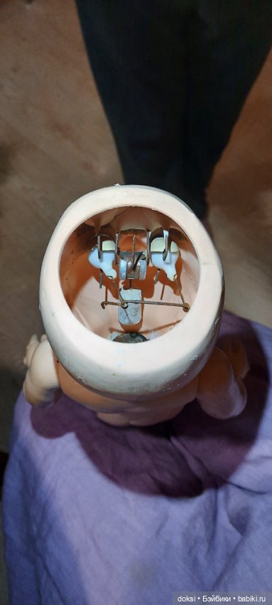 Помогите опознать девочку, нет клейм, никаких опознавательных знаков... добавлены фото в паричке (фото 4)