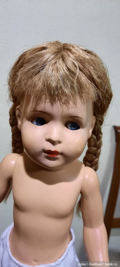 Помогите опознать девочку, нет клейм, никаких опознавательных знаков... добавлены фото в паричке