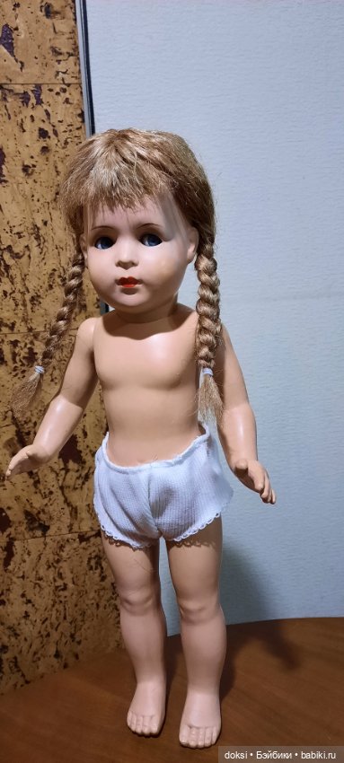 Помогите опознать девочку, нет клейм, никаких опознавательных знаков... добавлены фото в паричке