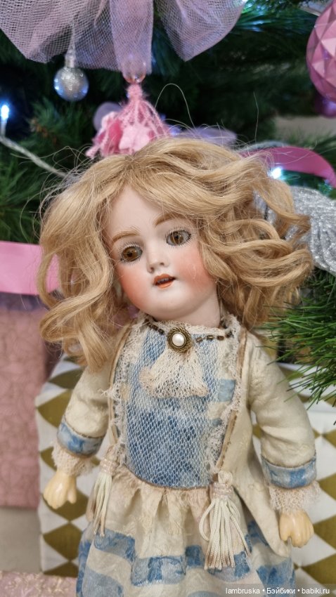 Маленькая и милая — Антикварные куклы Kley & Hahn (K&H): Walkure (Валькирия) (фото 8)