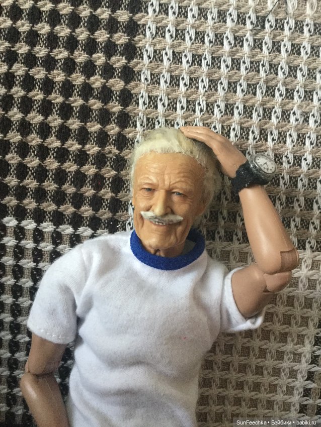 Матвей Сергеевич теперь при часах (фото 6)