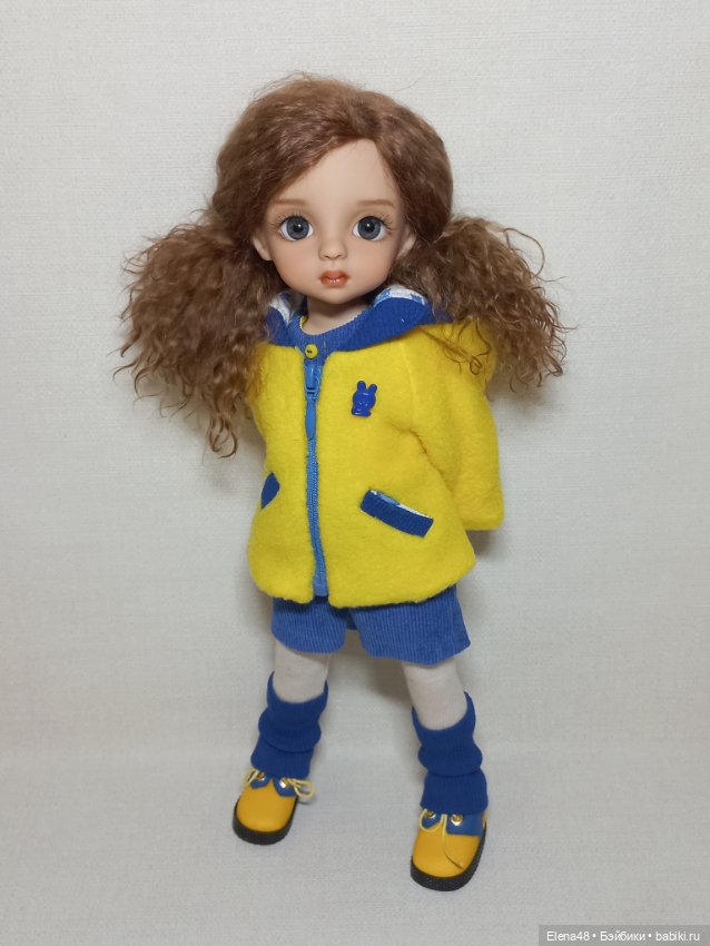 Инопланетянка — ООАК и репейнт игровых кукол: Bratz (фото 3)