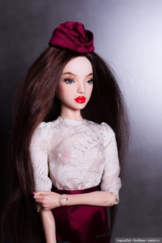InspireDoll: Фей-Фей в образе стюардессы (фото 2)