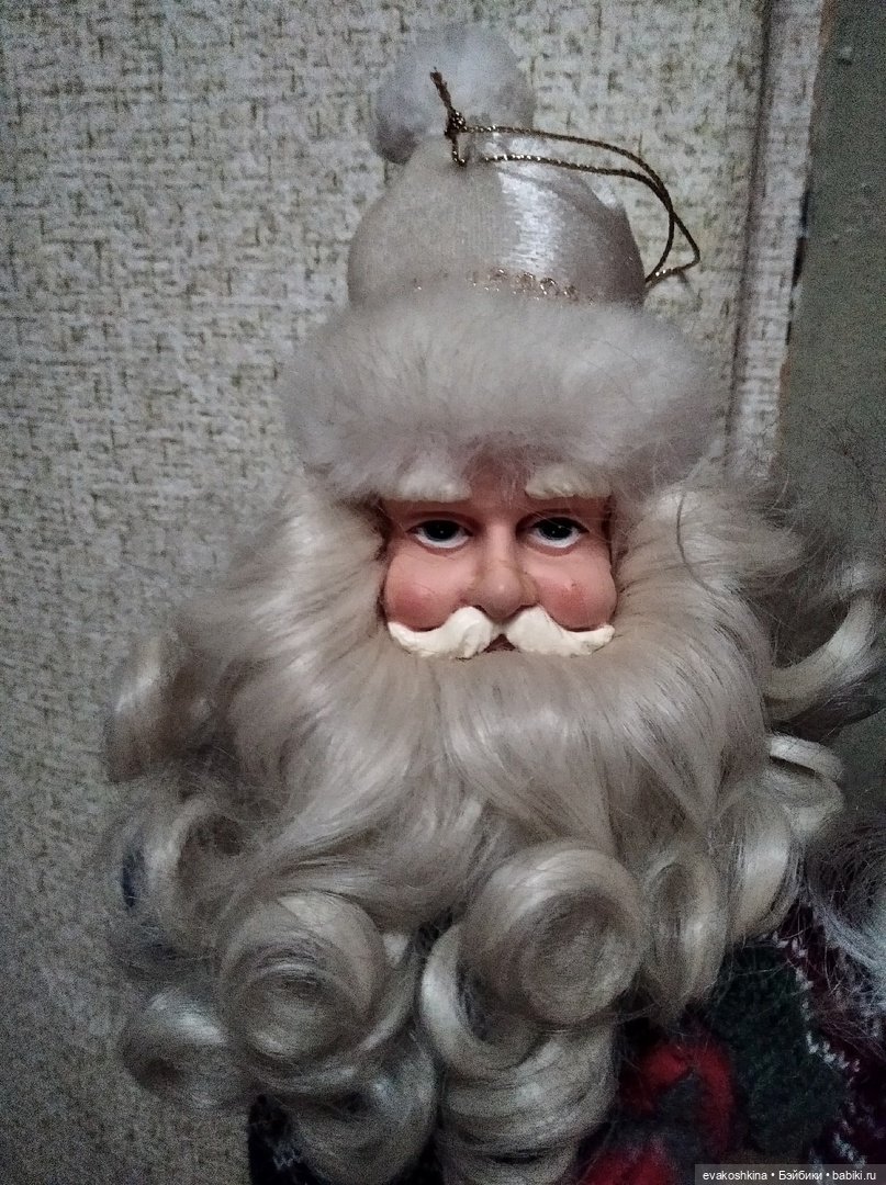С Новым годом по старому стилю! Образы Дедов Морозов