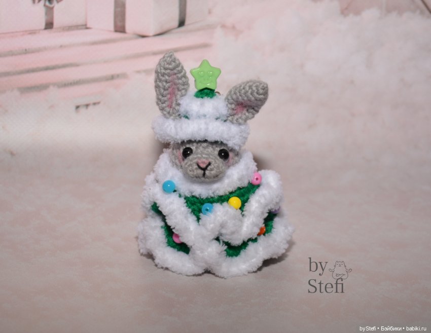 Кролик в костюме Ёлочки. Символ 2023 (фото 2)