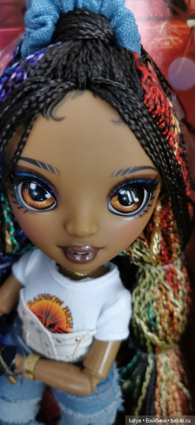 Распаковка Ванессы — Куклы Rainbow High (Рейнбоу Хай