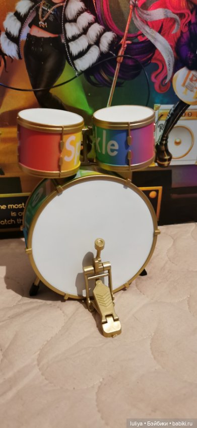 Распаковка Ванессы — Куклы Rainbow High (Рейнбоу Хай