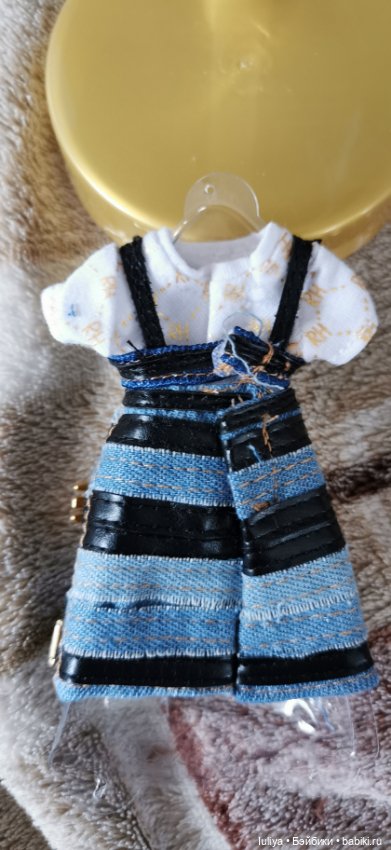 Распаковка Ванессы — Куклы Rainbow High (Рейнбоу Хай