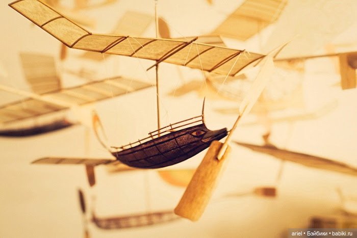 Сотни летучих кораблей в сказочной мастерской Луиджи Прина (Luigi Prina) (фото 5)