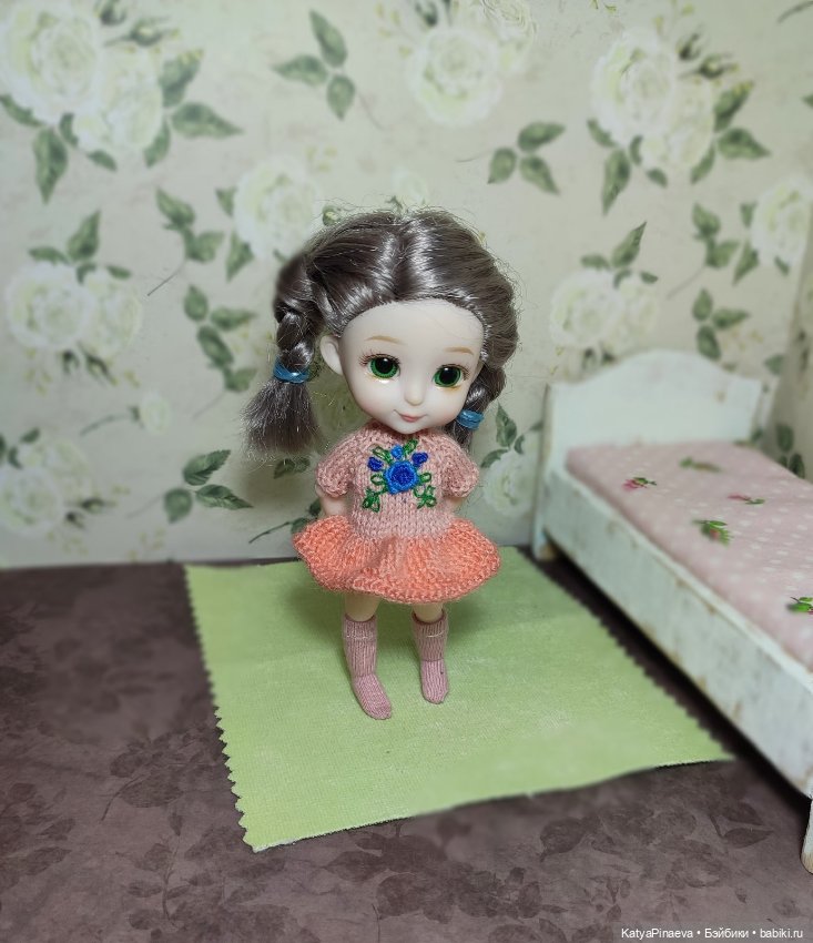 Очередное платьице для кнопочки