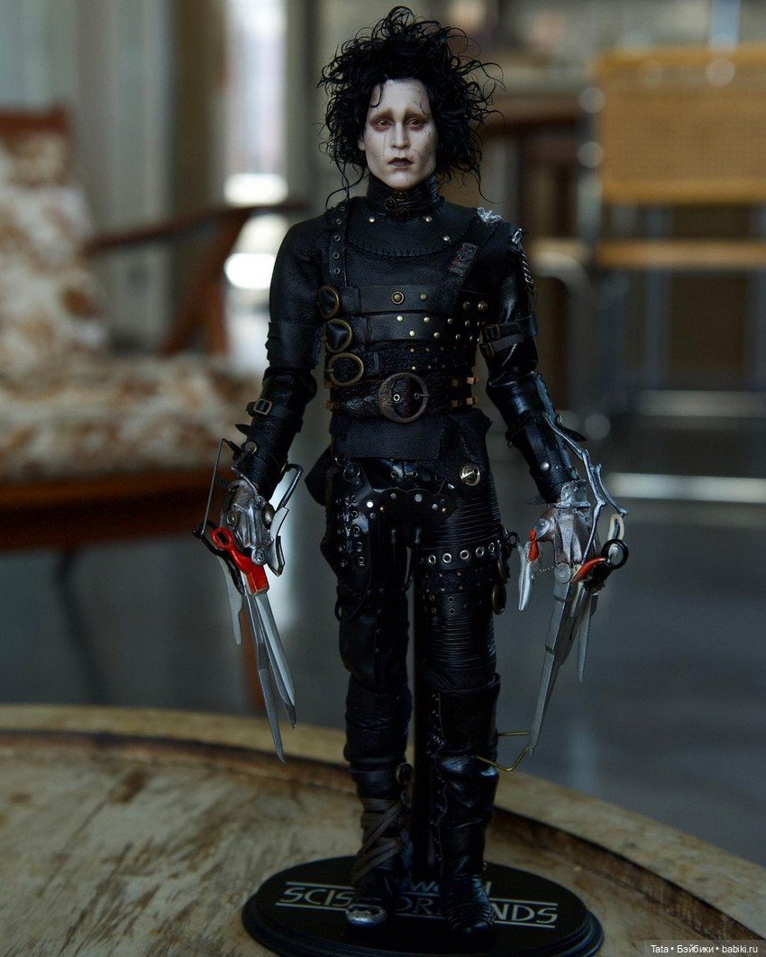 Кастомная работа фигурки Эдвард Руки-ножницы от por.toys_studio