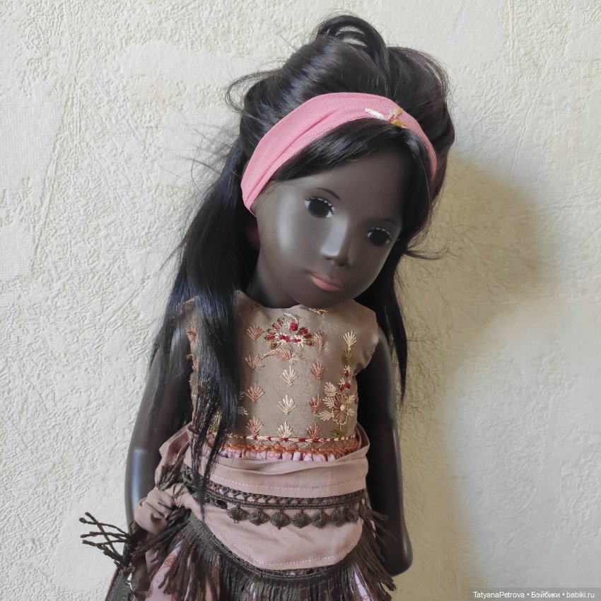 Саши и разные наряды. Кора в платьях этник💝 (фото 10)