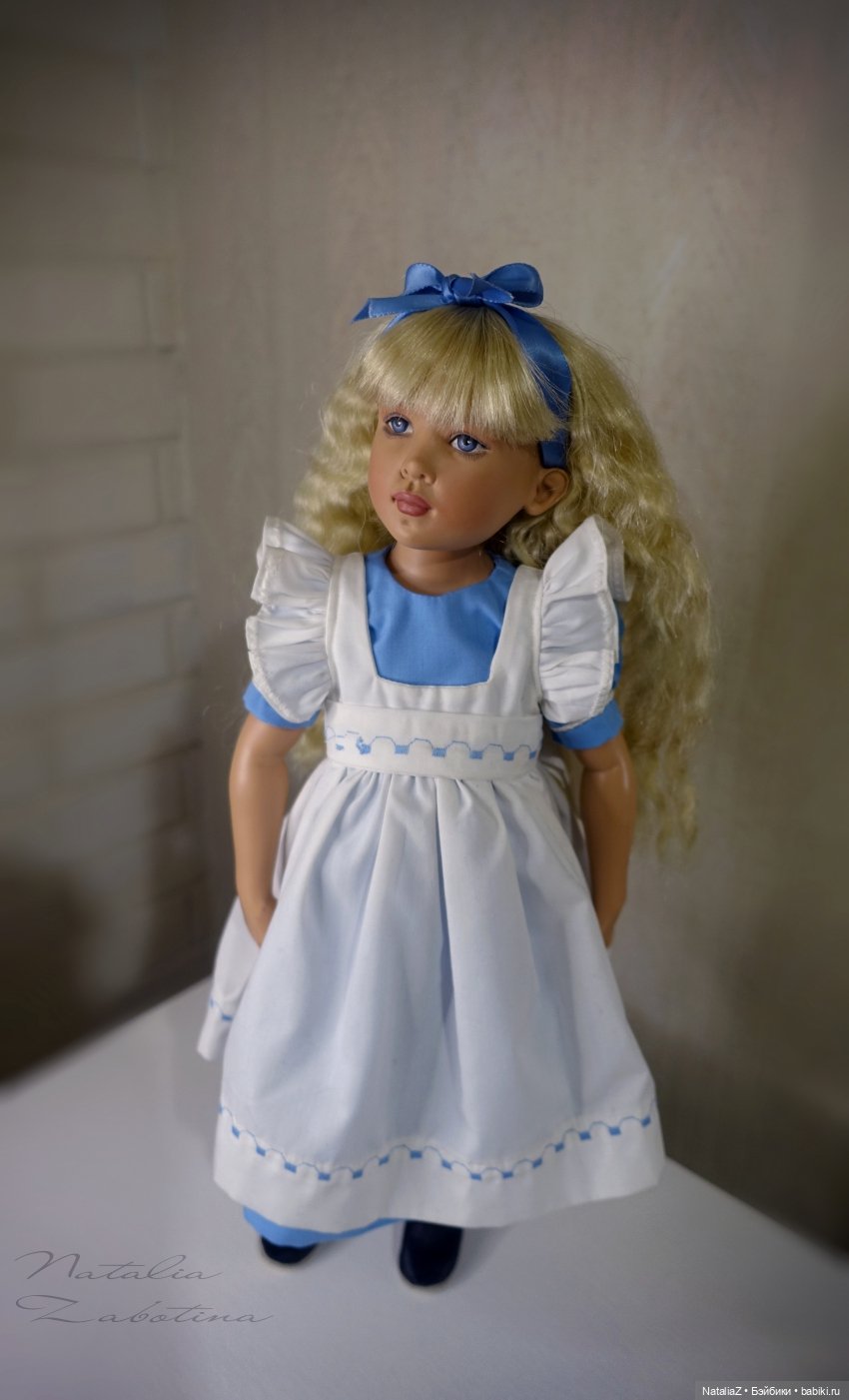 Загадочная Алиса из Страны Чудес Хелен Киш — почему другая (фото 5)