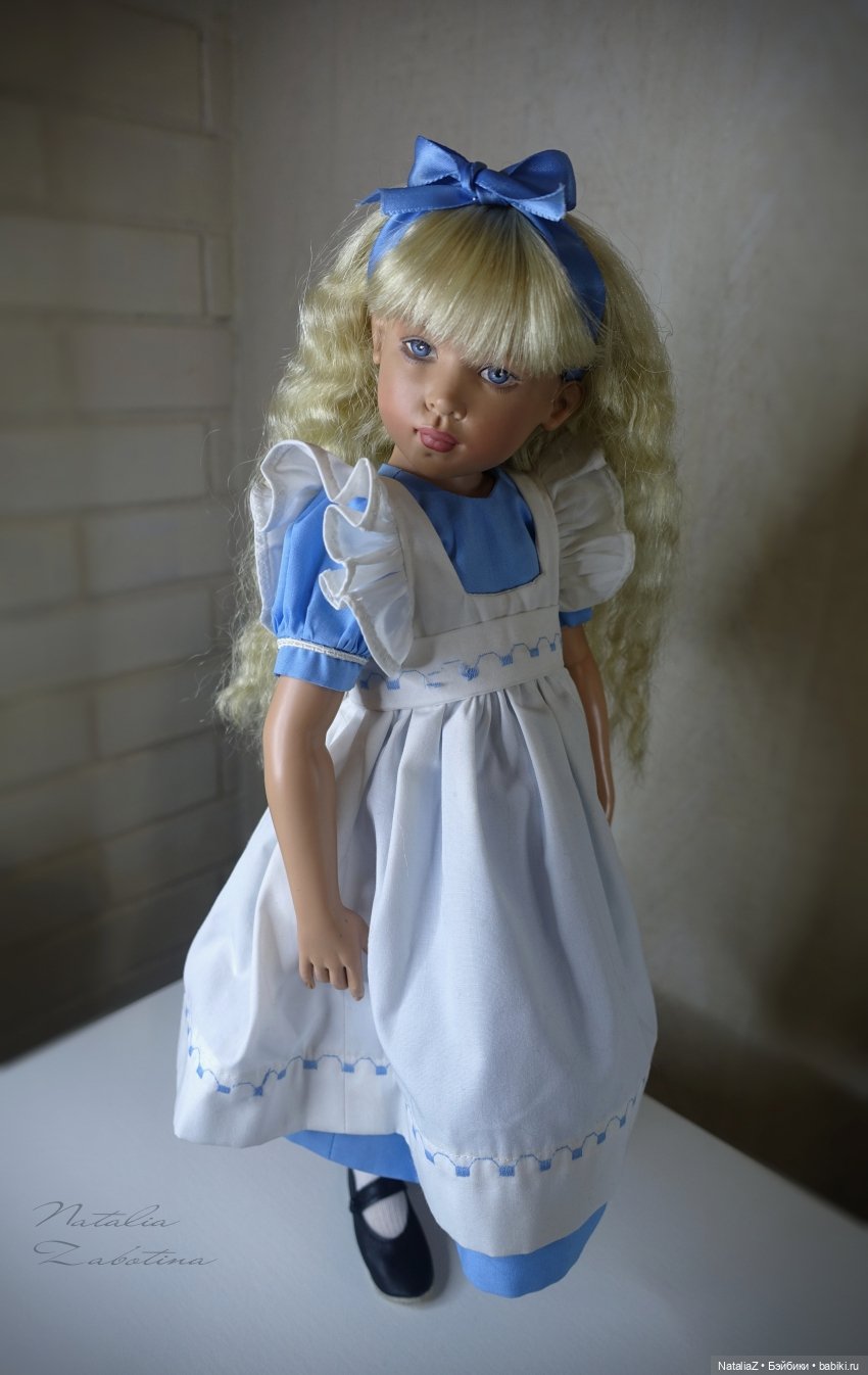 Загадочная Алиса из Страны Чудес Хелен Киш — почему другая (фото 2)