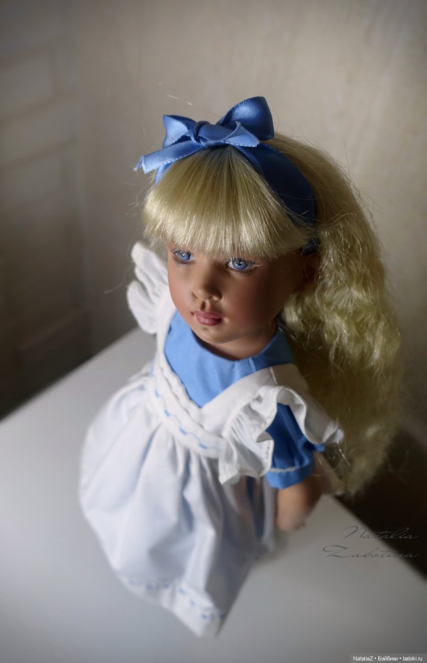 Загадочная Алиса из Страны Чудес Хелен Киш — почему другая