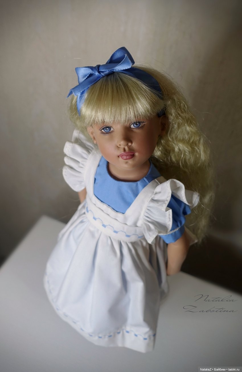 Загадочная Алиса из Страны Чудес Хелен Киш — почему другая