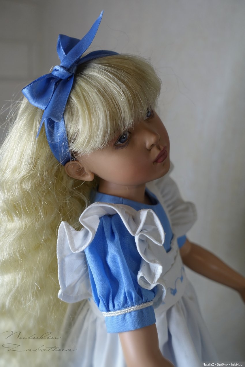 Загадочная Алиса из Страны Чудес Хелен Киш — почему другая (фото 8)