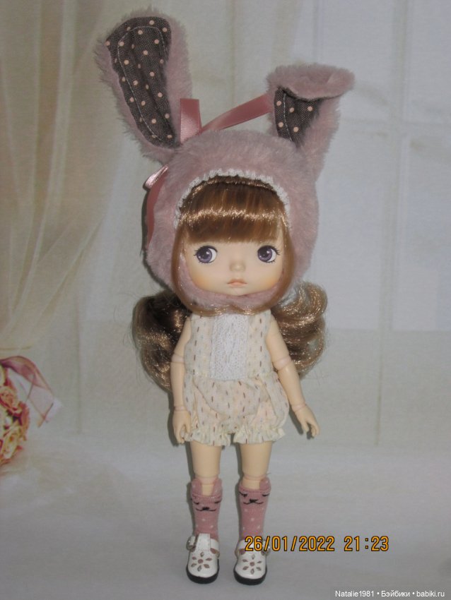 Аутфит Зайки у другой хозяйки. Xiaomi Monst doll