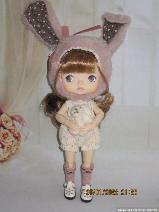 Аутфит Зайки у другой хозяйки. Xiaomi Monst doll