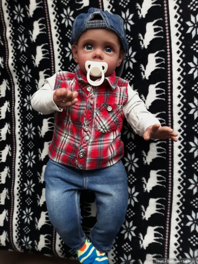 —Мама-Тётя! Сколько всего было младенцев? И куда вы нас рассовали