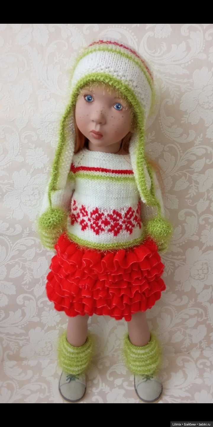 Мои вязалки для кукольной Мадамы