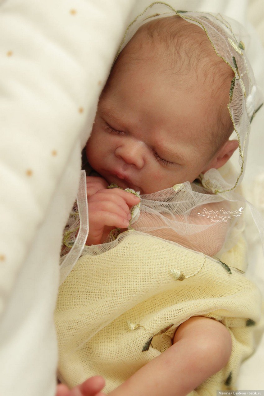 Lou скульптора Severine Piret, автор прототипа Beatriz Clemente