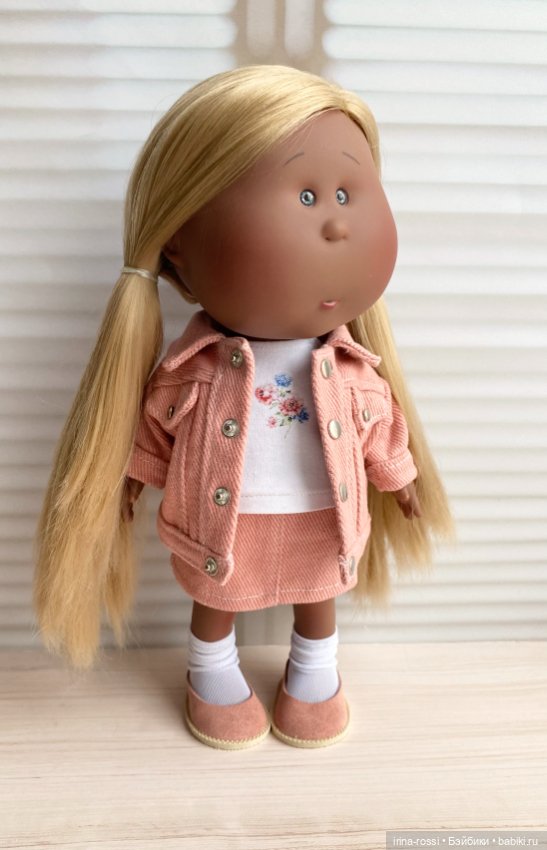 Мия от Nines D’Onil — Куклы Nines d'Onil (Нинес): Миа (Mia)