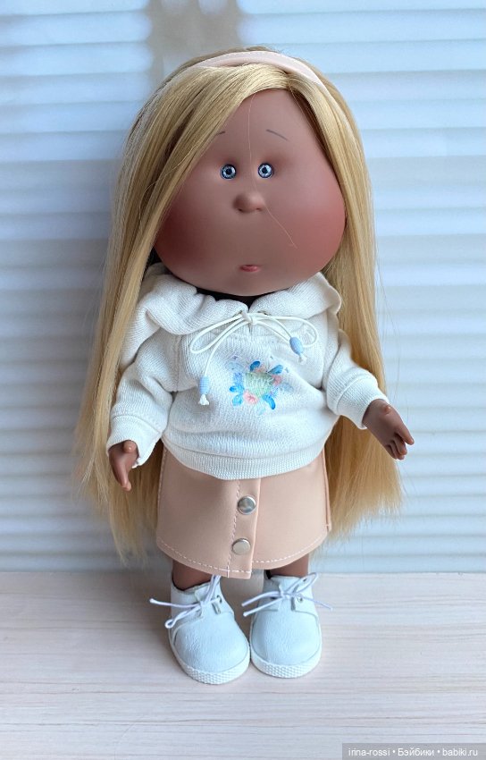 Мия от Nines D’Onil — Куклы Nines d'Onil (Нинес): Миа (Mia)