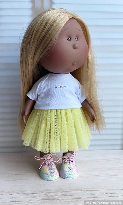 Мия от Nines D’Onil — Куклы Nines d'Onil (Нинес): Миа (Mia)